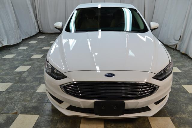 2018 ford fusion se