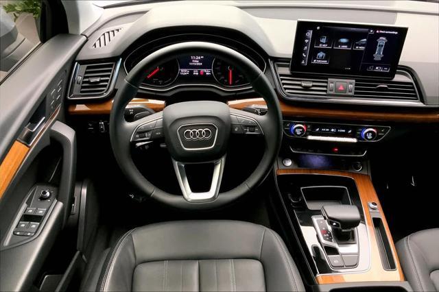 2022 audi q5 45 s line premium
