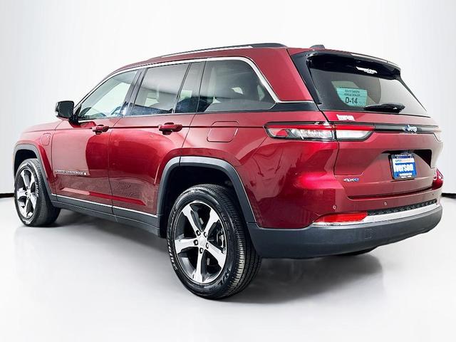 2022 jeep grand cherokee 4xe base