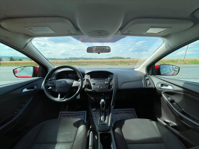 2016 ford focus se