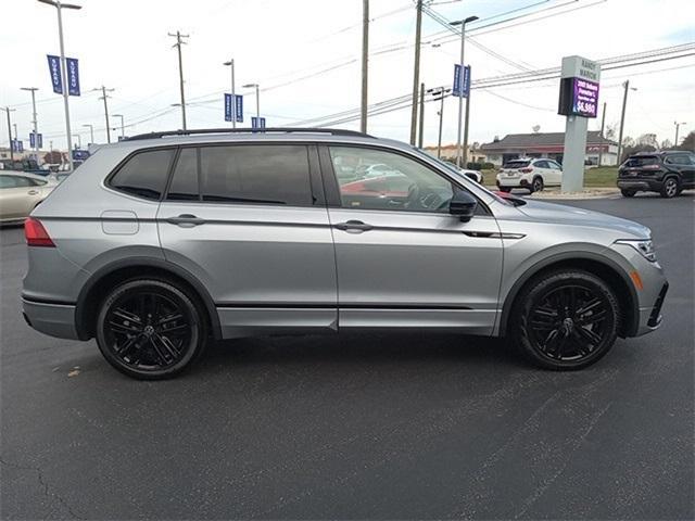 2022 volkswagen tiguan 2.0t se r-line black