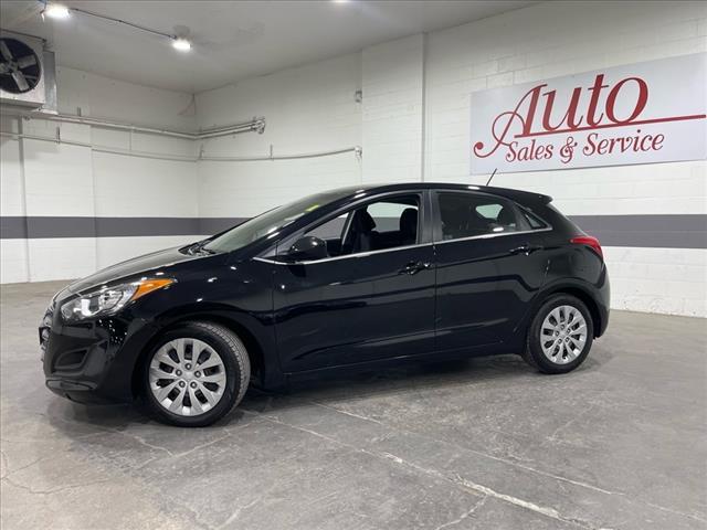 2017 hyundai elantra gt base