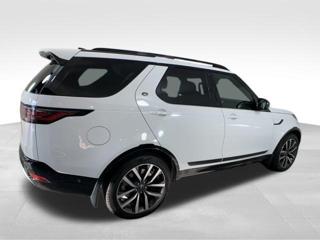 2022 land rover discovery s r-dynamic