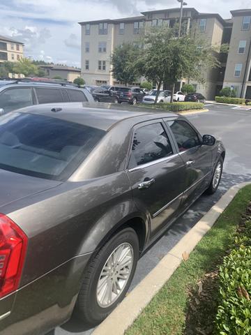 2010 chrysler 300 touring/signature/executive series