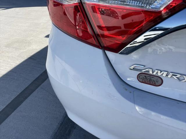 2017 toyota camry le