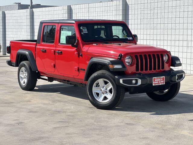 2023 jeep gladiator sport s