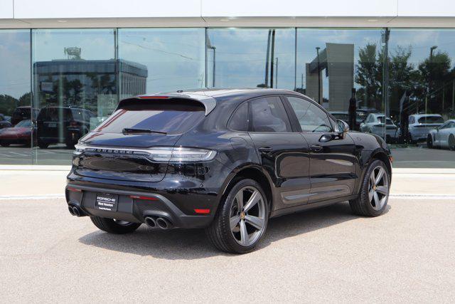 2024 porsche macan base