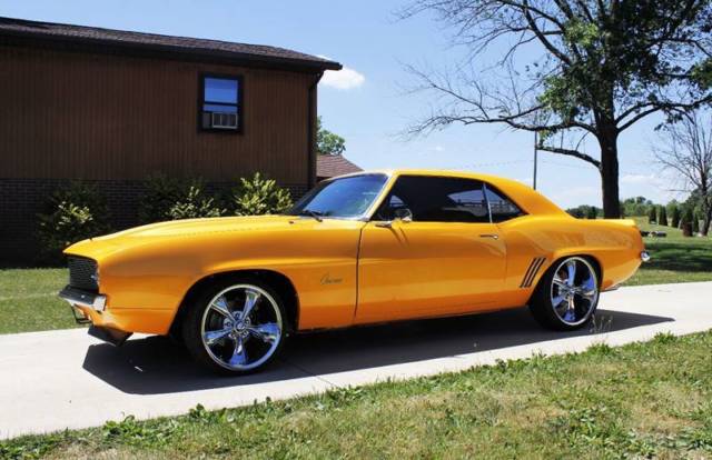 1969 chevrolet camaro custom automatic 4-speed rwd v8 blue print 383