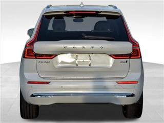 2023 Volvo XC60 b5 ultimate bright theme