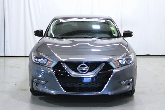 used 2017 nissan maxima sr