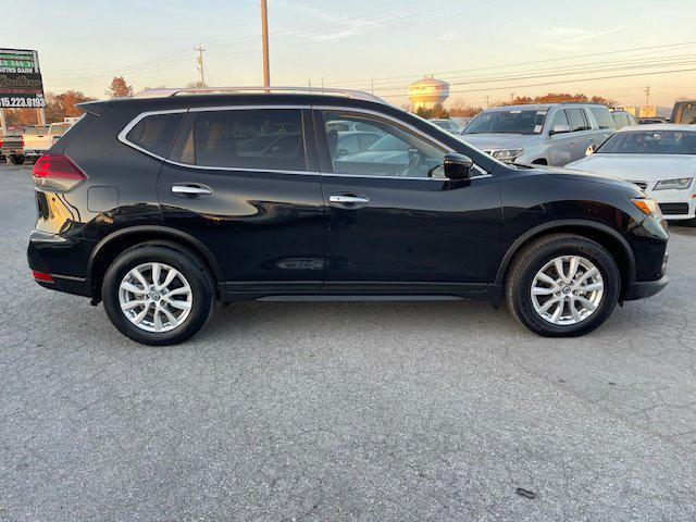 2020 nissan rogue sv