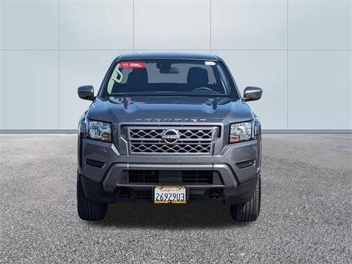 2023 nissan frontier