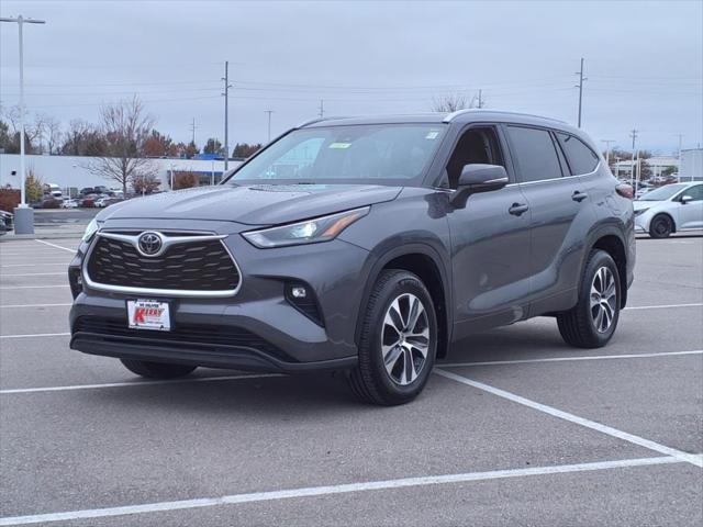 2024 toyota highlander xle