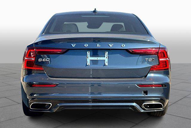 2021 volvo s60 t5 momentum