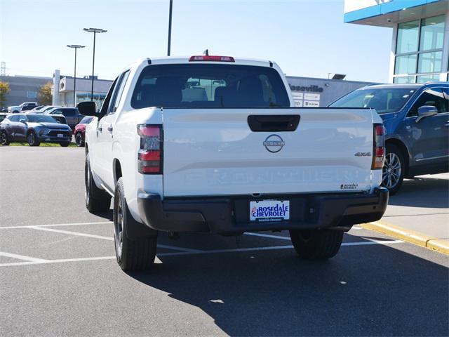 2022 nissan frontier s