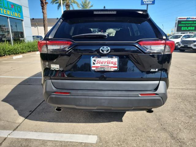 2022 toyota rav4 xle