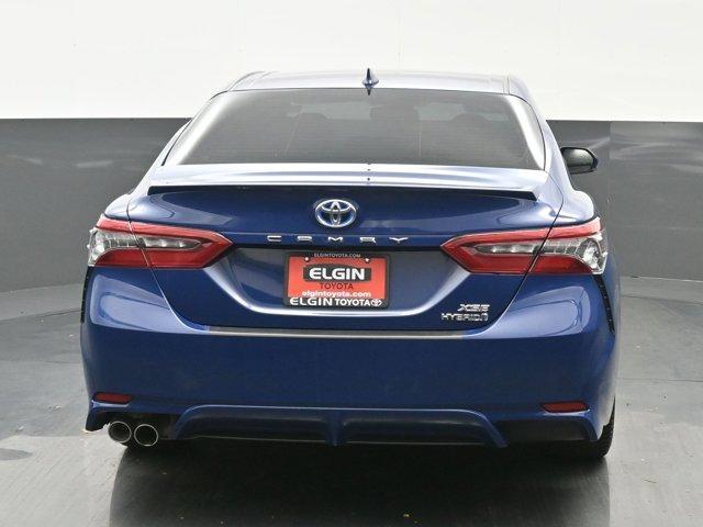 2023 toyota camry hybrid xse
