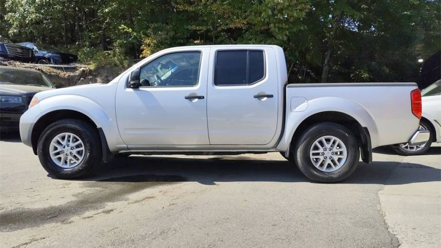 2019 nissan frontier sv