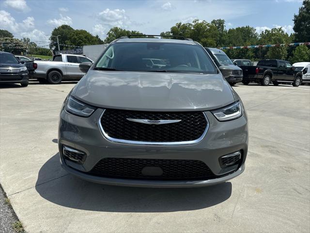 2022 chrysler pacifica touring l