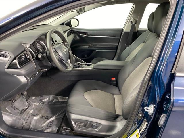 2021 toyota camry le