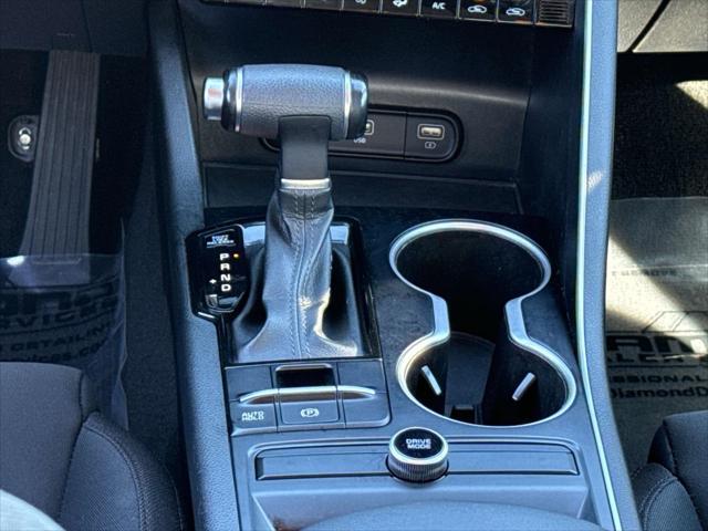 2022 kia k5 lxs