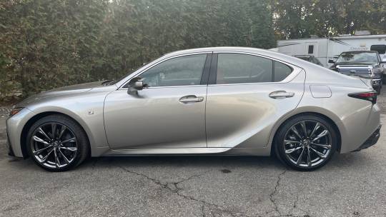 2023 Lexus IS