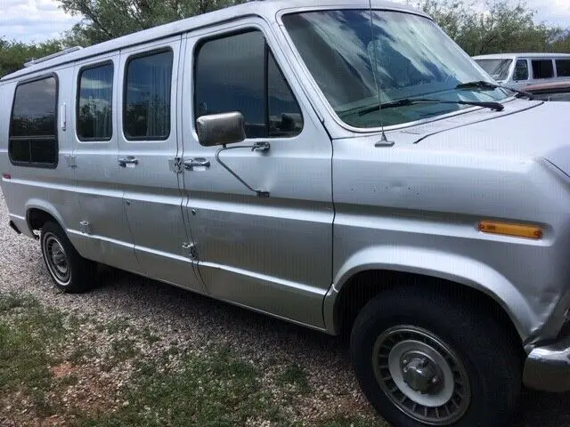 ford conversion van camper van econoline e-150