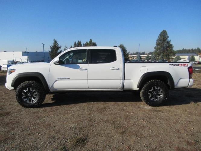 2017 toyota tacoma trd off-road 4x4 trd off-road 4dr double cab 6.1 ft lb for sale in coeur d'alene, idaho