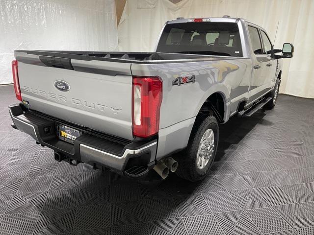2023 ford f-350 xlt
