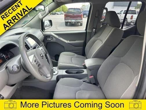 2021 nissan frontier sv in manhattan, kansas