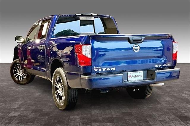 2022 nissan titan sv