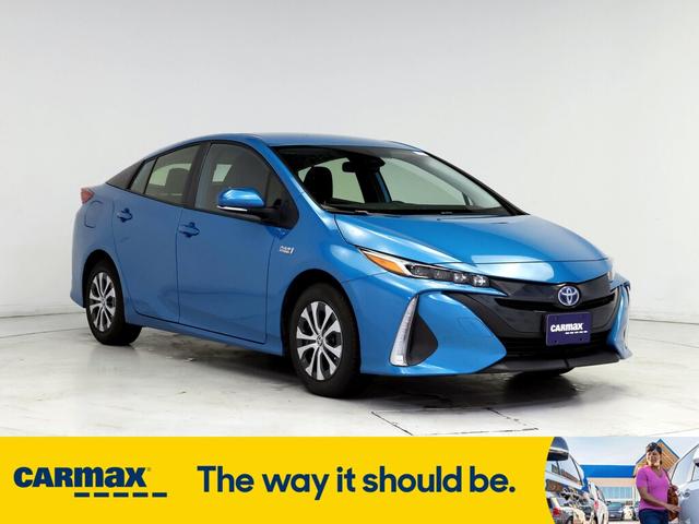 2022 toyota prius prime xle