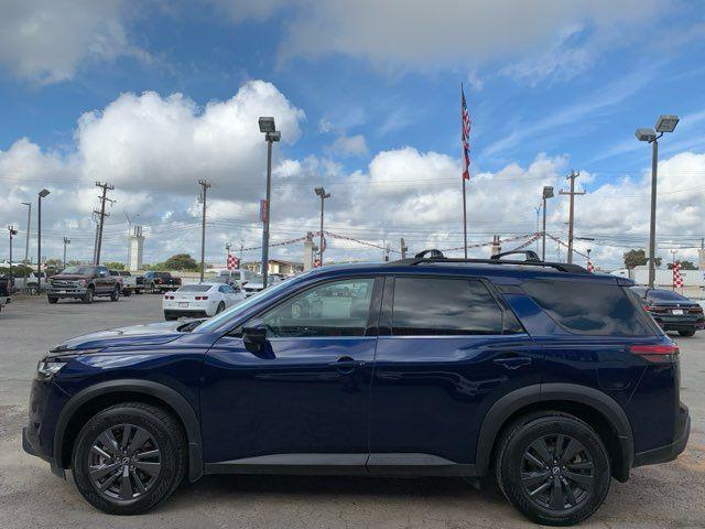 2022 nissan pathfinder sv 2wd