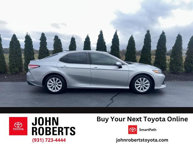 2020 toyota camry le