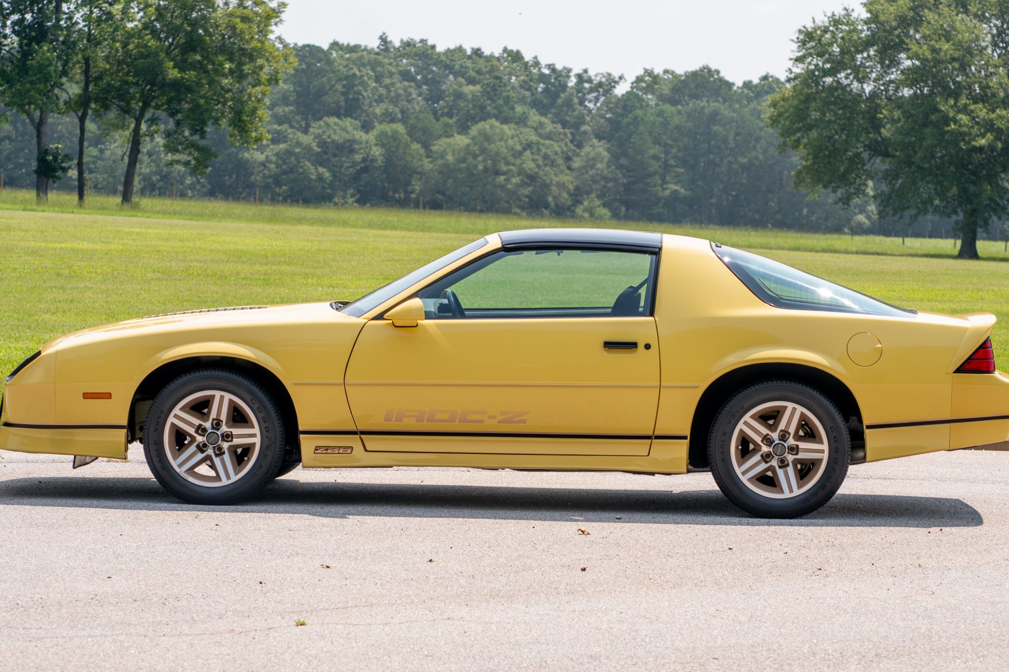 1987 chevrolet camaro z/28 iroc-z