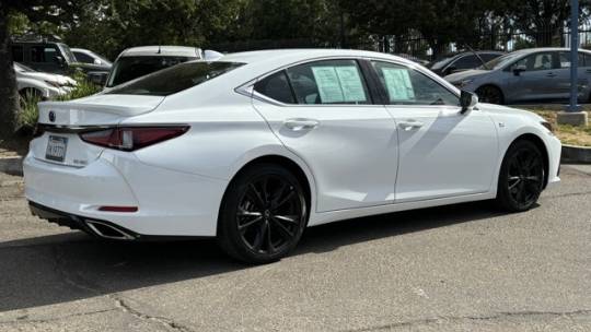 2022 Lexus ES