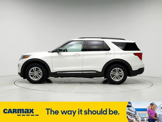 2022 ford explorer xlt