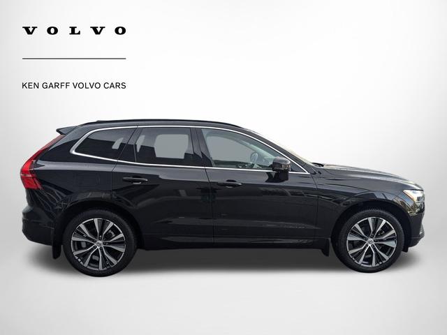 2022 volvo xc60 momentum