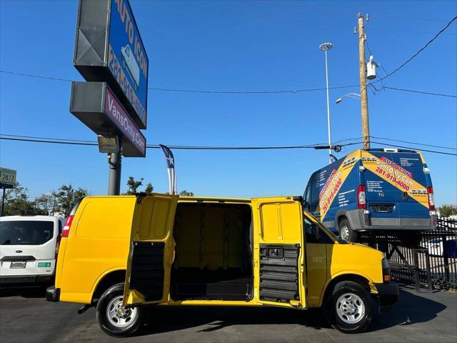 2020 chevrolet express 2500 rwd 2500 regular wheelbase wt