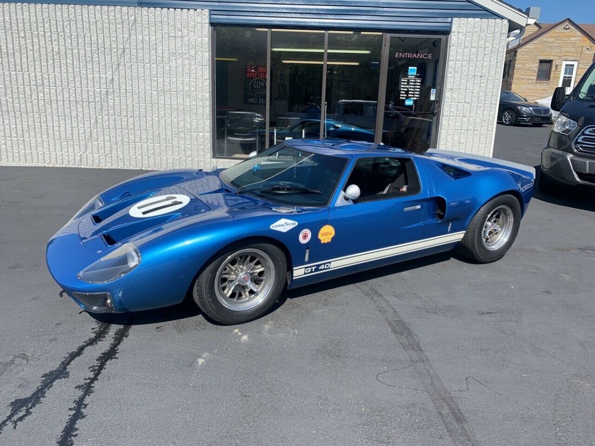 1965 ford gt40 blue rwd manual mk1