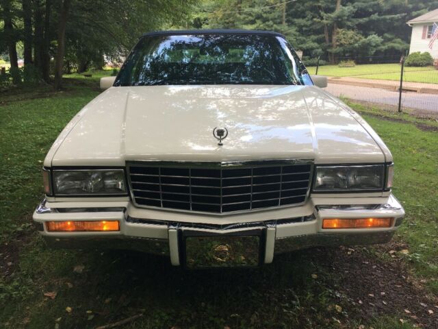 beautiful low mileage (31,000) 1993 cadillac sedan deville not 1991 1992