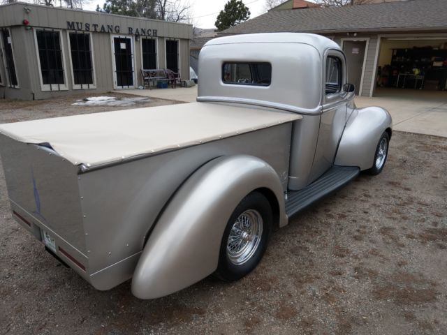1940 ford custom pickup 327 small block chevy v-8 auto, tilt, air video!!!!!