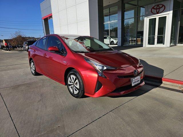 2017 toyota prius three