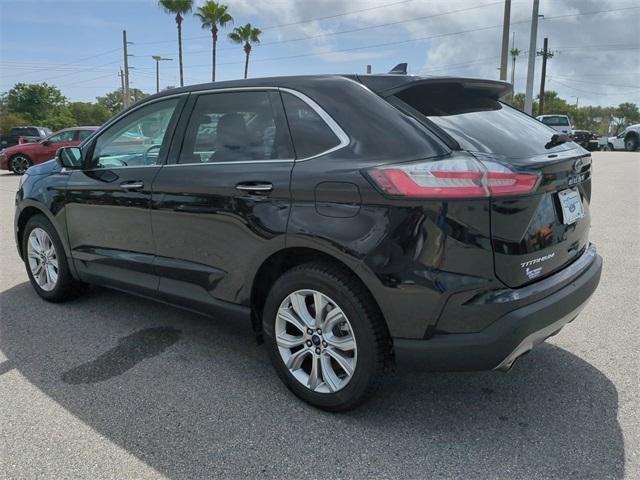 2022 ford edge titanium