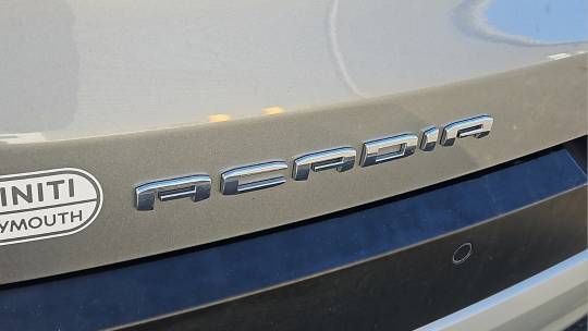 2023 GMC Acadia