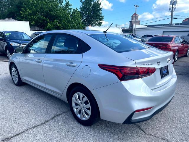 2021 hyundai accent se