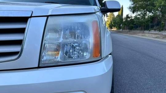 2002 Cadillac Escalade