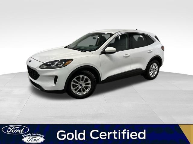 2020 ford escape se