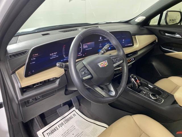 2024 cadillac xt4 premium luxury