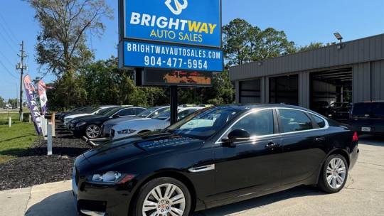 2017 Jaguar XF